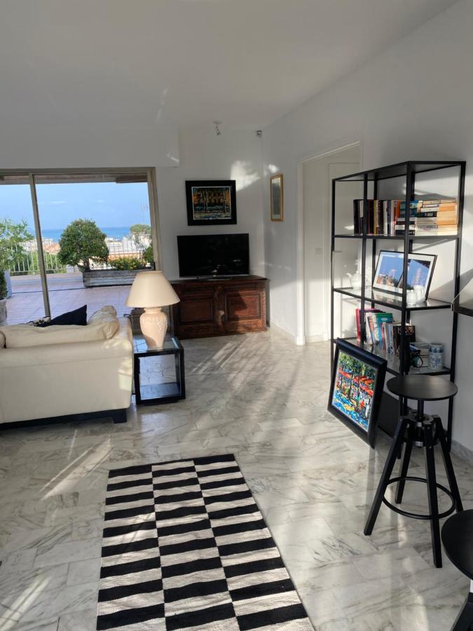 Panoramic Sea View Penthouse With Jacuzzi And 450 Sqm Terrace Daire Antibes Dış mekan fotoğraf