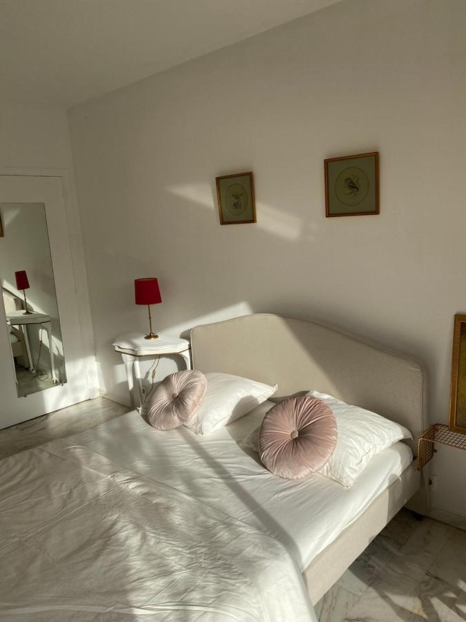 Panoramic Sea View Penthouse With Jacuzzi And 450 Sqm Terrace Daire Antibes Dış mekan fotoğraf
